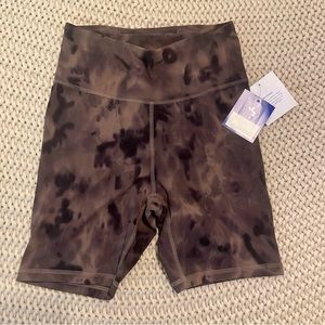 High rise tie dye bike shorts